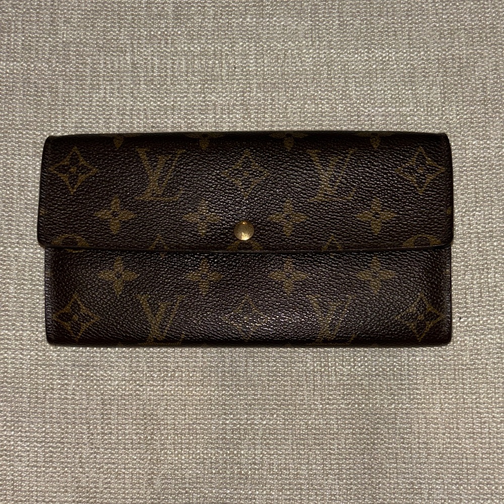 Louis Vuitton Monogram Canvas Sarah Wallet